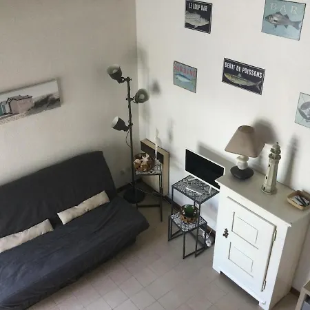 Confort Avec Terrasse Spacieuse *